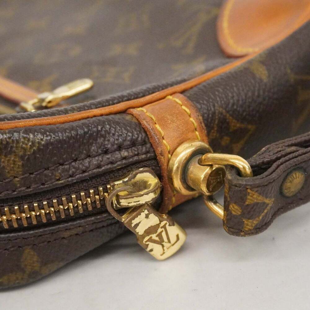 LOUIS VUITTON Authentic Brown Monogram Clutch Bag - Picture 9 of 11